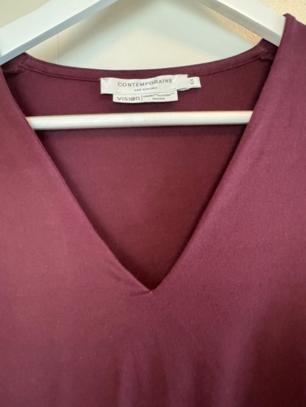 CONTEMPORAINE - V-NECK TOP - Color Burgundy - Size M